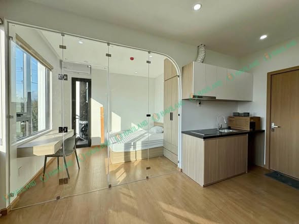 Studio - Ly Thanh Tong Street