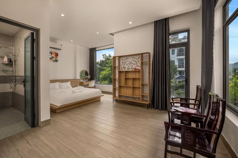 Villa - 6 Bedroom - Phan Ba Vanh Street