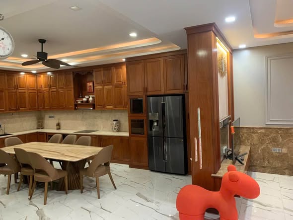 Villa - 4 Bedroom - Tran Can Street