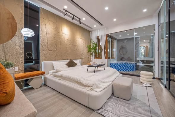 House - 4 Bedroom - Trung Nu Vuong Street