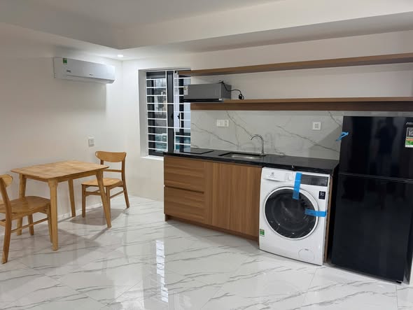 Apartment - Dinh Tien Hoang Street