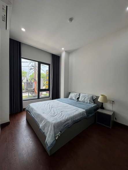 Apartment - 2 Bedroom - 152 Le Van Hien Street