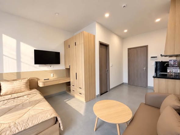 Studio - Tuy Ly Vuong Street