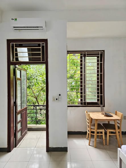 Room - Nguyen Viet Xuan Street