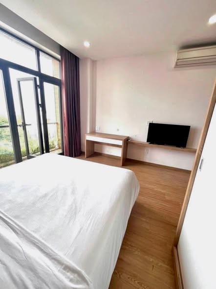 Apartment - Dinh Thi Hoa Street