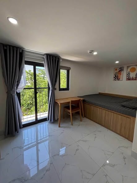 Studio - Luong The Vinh Street
