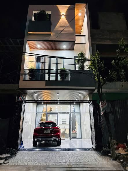 House - 3 Bedroom - Nguyen Tat Thanh Street
