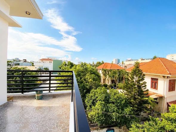 House - 4 Bedroom - Che Lan Vien Street