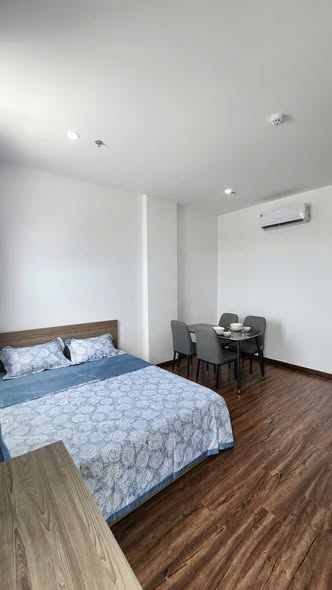 Apartment - Le Van Quy Street