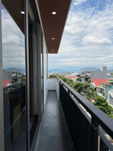 Apartment - 1 Bedroom - Trinh Loi Street