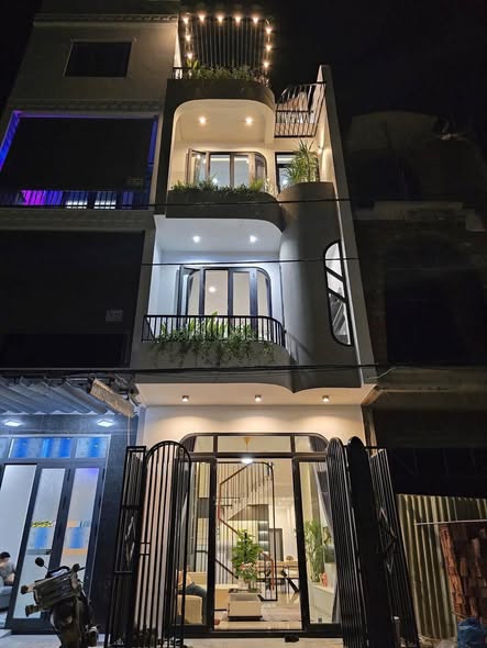 House - 4 Bedroom - Cu Chinh Lan Street