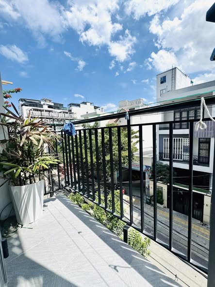 Studio - Nguyen Xuan Khoat Street