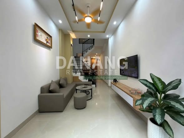 House - 3 Bedroom - Alley On Hoang Dieu Street