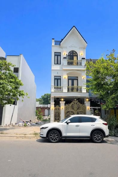 Villa - 4 Bedroom - Ho Tung Mau Street