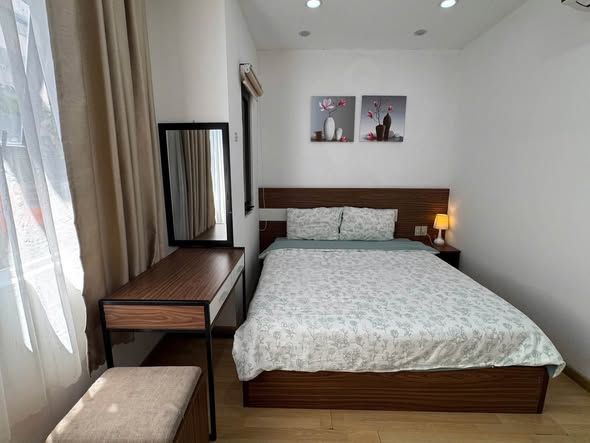 Studio - 8X Thach Lam Street