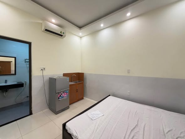 Studio - Thai Thi Boi Street