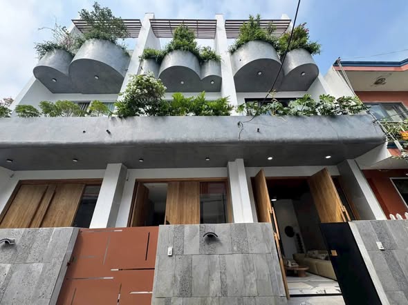 House - 3 Bedroom - Tran Hoanh Street