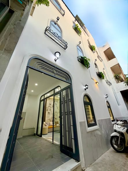 House - 4 Bedroom - Hung Vuong Street