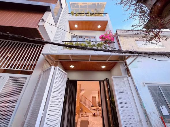 House - 3 Bedroom - Nguyen Duc Trung Street