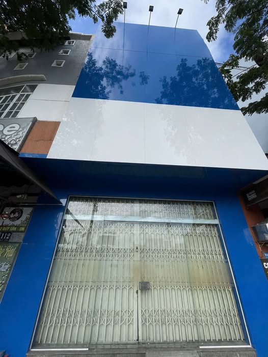 House - Duy Tan Street