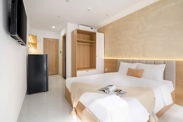 Studio - Ho Xuan Huong Street