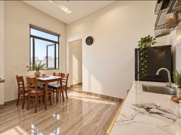 Studio - Pham Cu Luong Street
