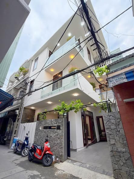 House - 4 Bedroom - Le Duan Street