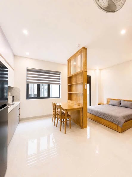 Studio - Vu Trong Phung Street