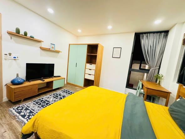 Studio - Chau Thi Vinh Te Street