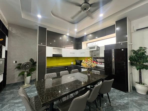 Villa - 5 Bedroom - Phan Ba Vanh Street