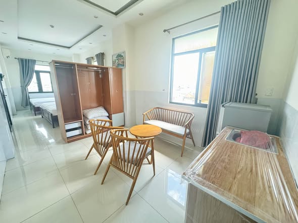 Studio - Thai Thi Boi Street