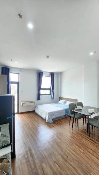 Studio - Le Van Quy Street