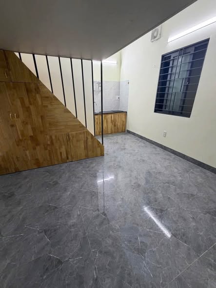 Room - Nguyen Nhuoc Phap Street
