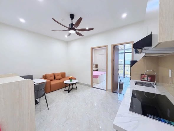 Apartment - Chu Huy Man Street