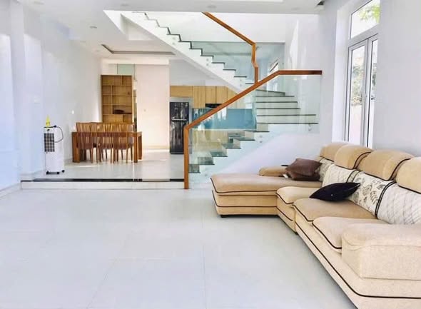 House - 3 Bedroom - Nguyen Duy Cung Street