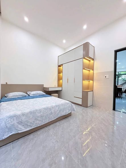 House - 3 Bedroom - Dien Bien Phu Alley