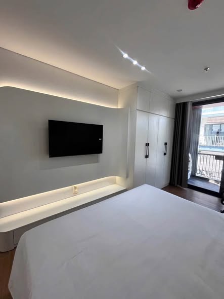Studio - Vo Nguyen Giap Street