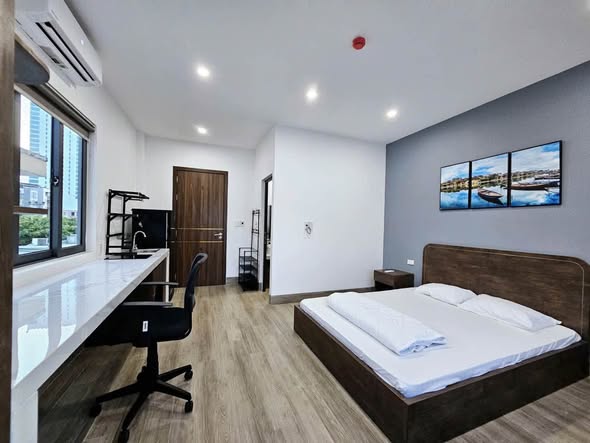 Room - Luong The Vinh Street