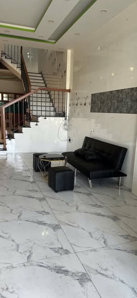House - 5 Bedroom - Le Van Hien Street
