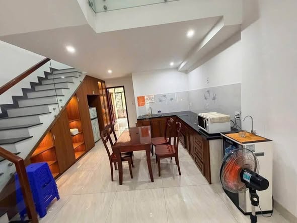 House - 6 Bedroom - Doan Khue Street