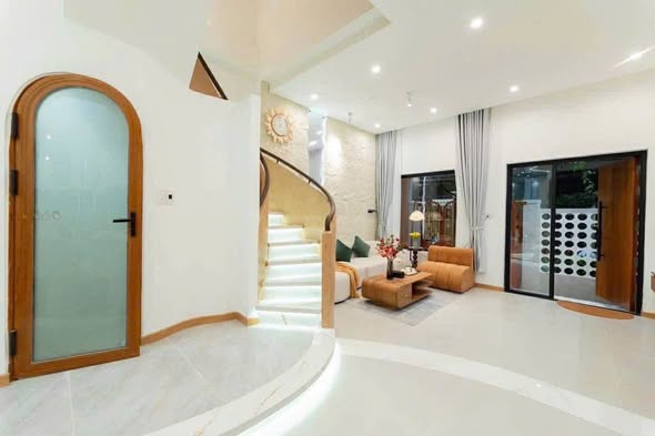 House - 4 Bedroom - Ong Ich Khiem Street