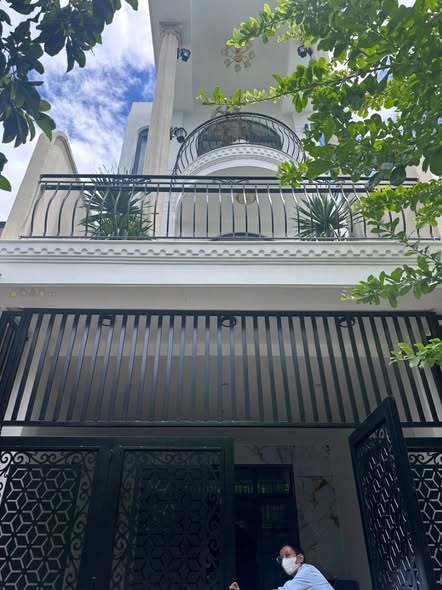 House - 4 Bedroom - Le Thiet Street