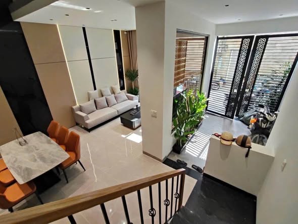 House - 3 Bedroom - Tran Cao Van Alley