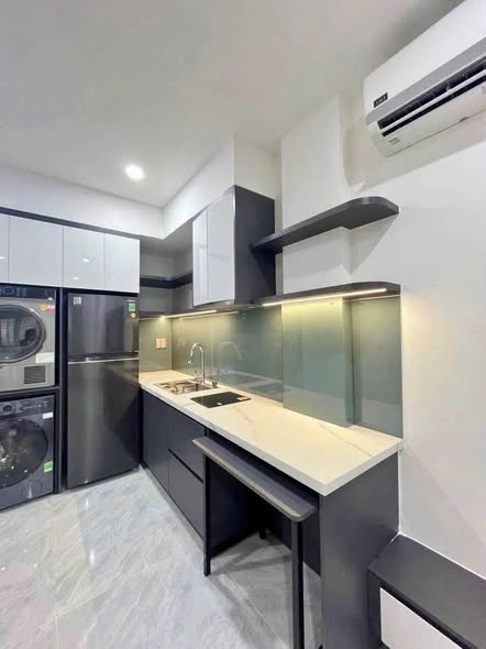 Studio - Chinh Huu Street