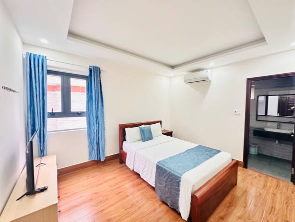 Apartment - 2 Bedroom - Ba Huyen Thanh Quan Street