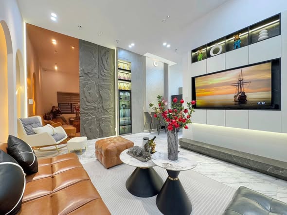 House - 3 Bedroom - Le Duan Street