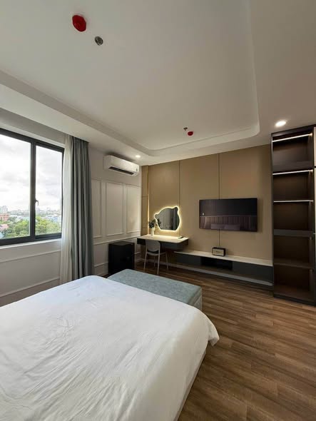 Room - Tran Duc Thong Street