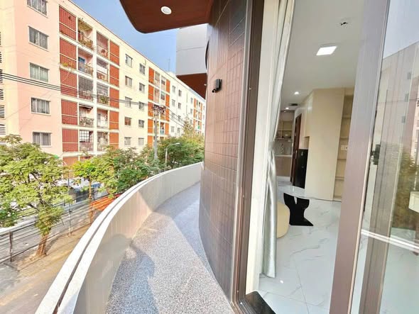 Apartment - Nguyen Thi Ba Street