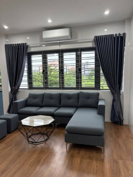 Apartment - 2 Bedroom - Pham Huy Thong Street