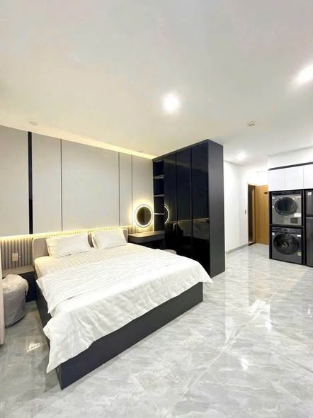 Studio - Chinh Huu Street